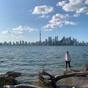 Meet your Posher, Adam